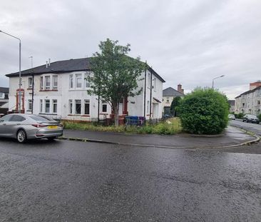 3 bedroom flat to rent - Photo 2