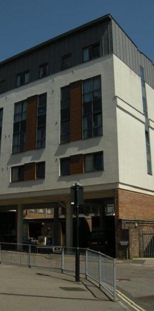 Studio to rent - Photo 1