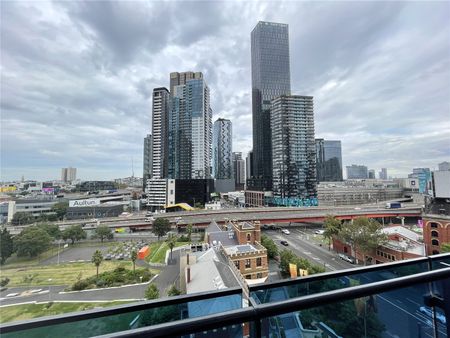 902/1 Balston Street - Photo 2