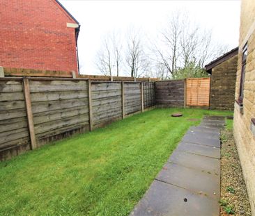 The Ridgedales, Coleridge Road, Oldham - Photo 4