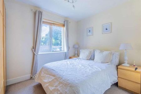 St. Catherines Road, Bournemouth, BH6 - Photo 3