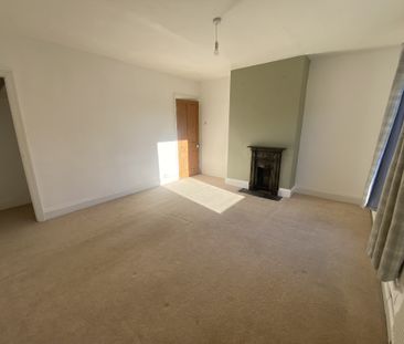 Greenway Road, Taunton - Photo 1