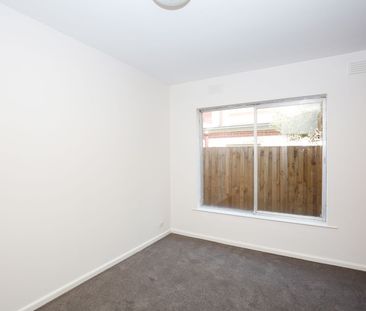 5/11 Toward Street, Murrumbeena - Photo 2