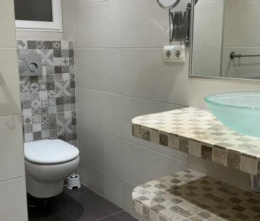 Room in a shared 5-bedroom apartment for rent in Alicante, bills in... - Foto 6