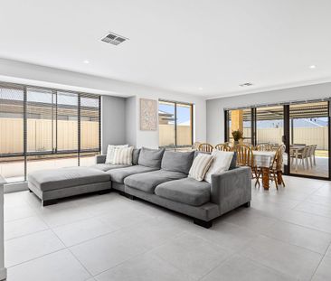 Stunning and Spacious Family Home In Dawesville - COMING SOON! - Photo 2