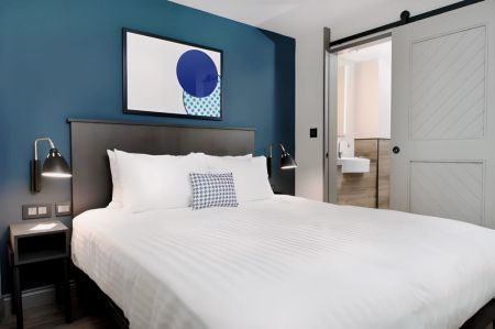1 Bed Apartment - Photo 3