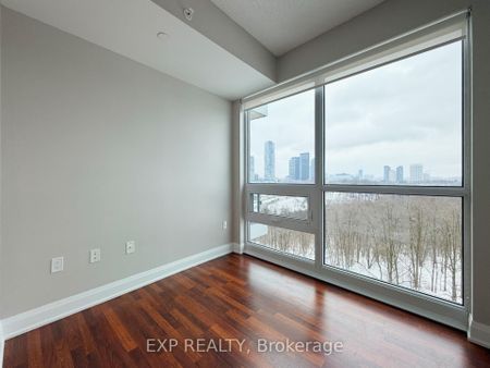 605 160 Vanderhoof Avenue - Photo 3