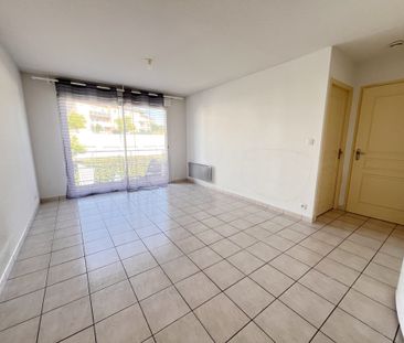 Location Appartement 2 pièces 32m² ONET LE CHATEAU 12850 - Photo 1