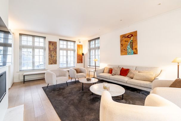 Instapklare , gemeubelde woning gelegen in Oud-Knokke vlakbij de groentenmarkt - Photo 1