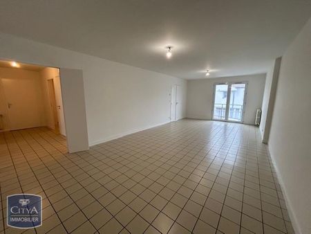 Location Appartement 4 pièces 110m² ST GEORGES DE DIDONNE 17110 - Photo 2