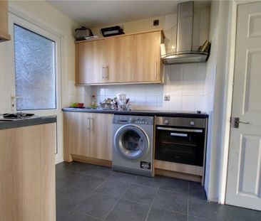 4 bedroom terraced house to rent - Photo 4