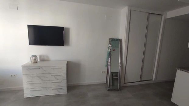 Estudio de alquiler en Almuñecar Centro - Foto 1