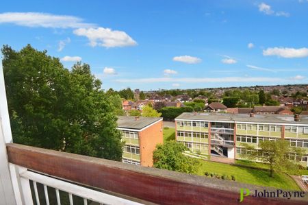Kenilworth Court, Styvechale, Coventry, West Midlands, CV3 6HZ - Photo 5
