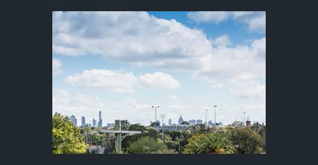 Oversized Stylish 1 Bedroom Apartment - Relaxed Living and Premium Lifestyle - Photo 3