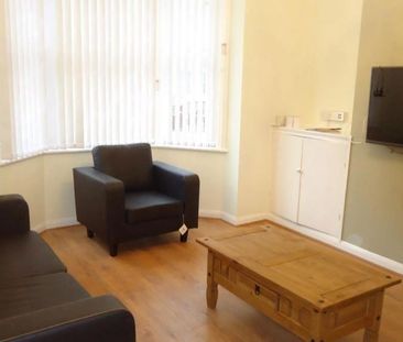 6 bedroom house to rent - Photo 3