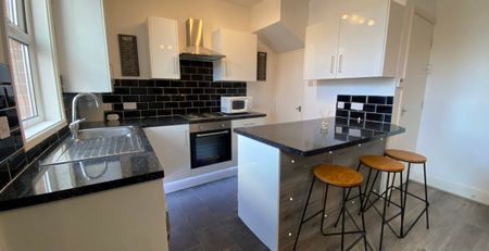 Harold Mount, Hyde Park, LS6 1PW - Photo 5