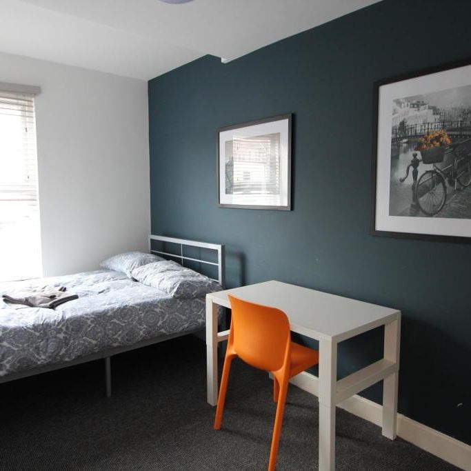 7 bedroom terraced house to rent - Photo 1