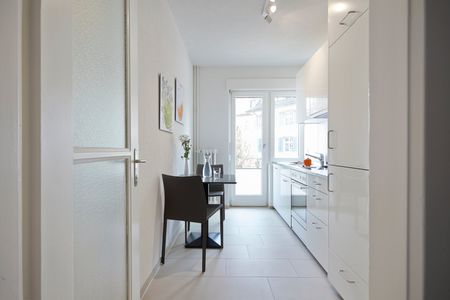 2.5 Zimmer, 60 m², 2. Stock - Photo 4