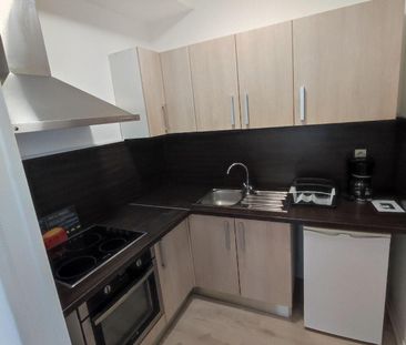 Location Appartement 2 pièces 33m² AVESNES SUR HELPE 59440 - Photo 4