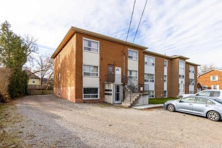 For Lease - 3-5 Olive Street Unit# Unit 1, Grimsby, Ontario - Photo 3