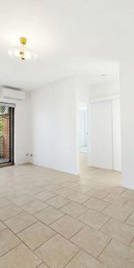 Modern & Convenient Living in the Heart of Kingsgrove - Photo 3