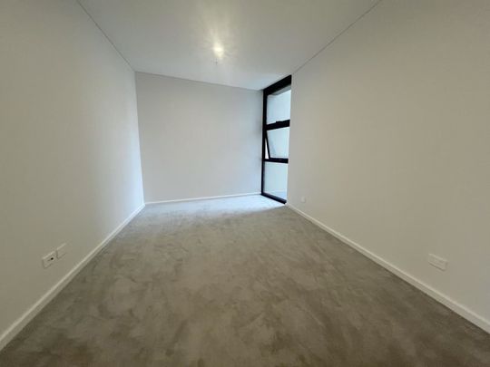 Brand New TWO Bedroom Apartment in Melrose Park Village Ready to move in - Premium Finishes Throughout! - Photo 1