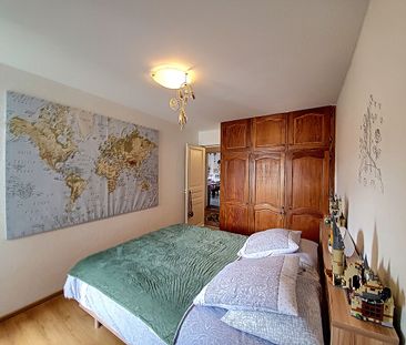 Noves : Appartement grand T2 au 2ème étage, - Photo 6