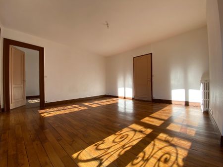 Location Appartement 5 pièces 142m² BESANCON 25000 - Photo 3