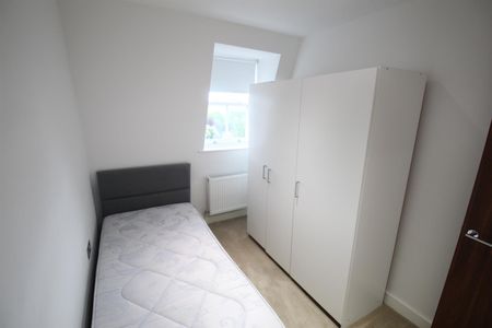 Regal Court, 159-169 Malvern Road, London - Photo 4