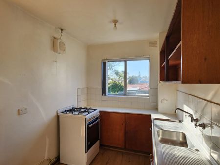 Great Location Apartment @ $495 Per Week - Photo 4
