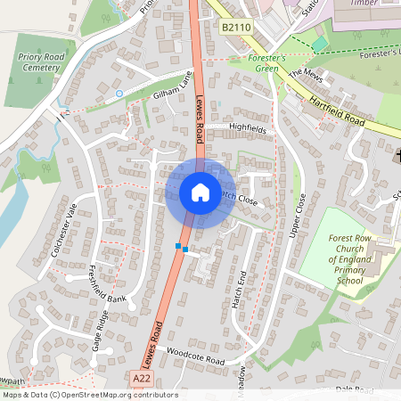 Walhatch Close, RH18 5GT