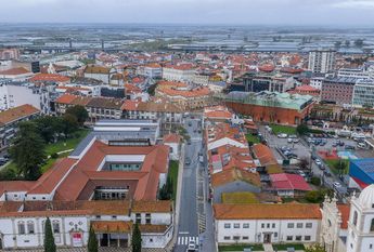 Apartamento T5 em Aveiro