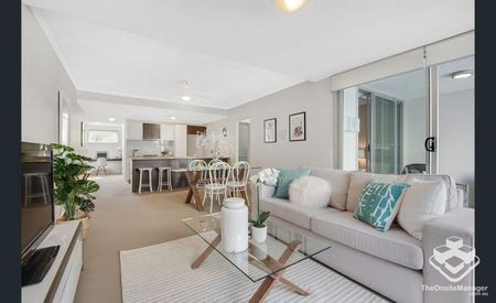 2 BEDROOM 2 BATH UNFURNISHED APARTMENT IN CENTRAL INDOOROOPILLY - Photo 4