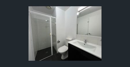 Fully Furnished 2 Bedrooms Apartment – Newly Renovated - Photo 4