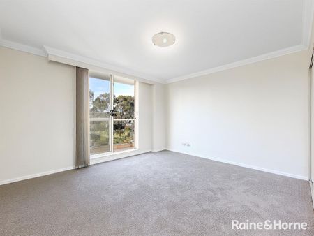 303/8 Wentworth Drive, Liberty Grove, NSW 2138 - Photo 2