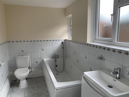 2 bedroom house to rent - Photo 3