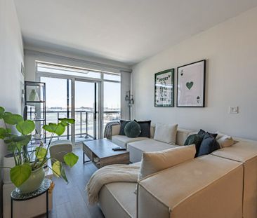 For Lease - 65 Oneida Crescent Unit# 811, Richmond Hill, Ontario - Photo 2