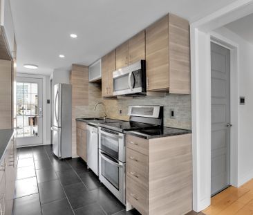 For Lease - 163 Laval Street Unit# 163, Vanier and Kingsview Park, ... - Photo 2