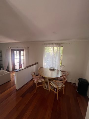 East Fremantle - Photo 2