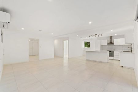 232 Queens Parade, - Photo 4