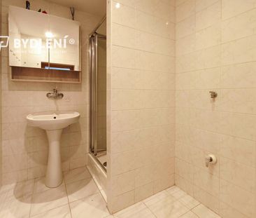 Pronájem bytu 3+1 67 m², Vančurova , Dubí - Photo 2
