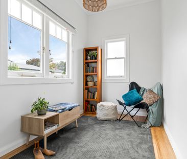 24 Leslie Street - Photo 3