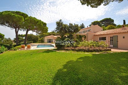 Villa rénovée à la location - Saint -Tropez - Domaine des Parcs / Vue mer - Photo 4