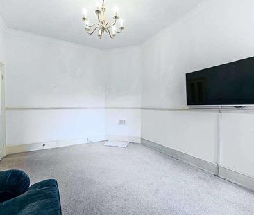 Mornington Avenue, West Kensington, W14 - Photo 4