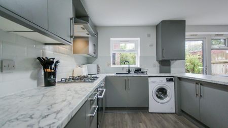 3 bedroom maisonette to rent - Photo 5