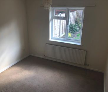 Kennedy Close, Dereham - Photo 2