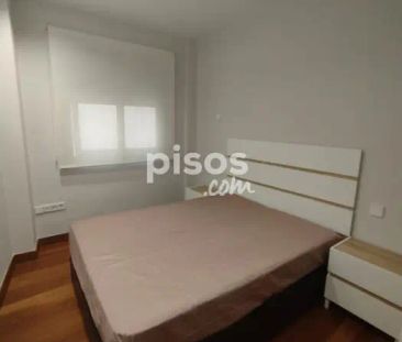 Piso en alquiler en Centro - Photo 1