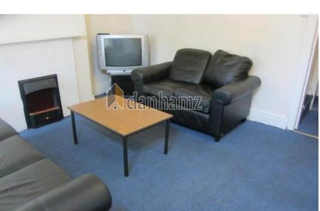 4 bedroom house to rent - Photo 2