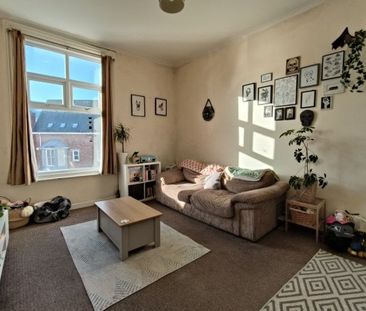 Clarendon Road, Southsea - Photo 3