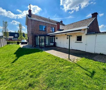 Ruime woning met 3 slaapkamers te huur! - Photo 1